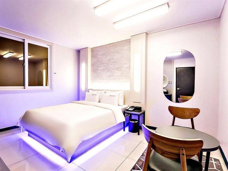 Ballantine Business Hotel Gwangju Metropolitan City Esterno foto