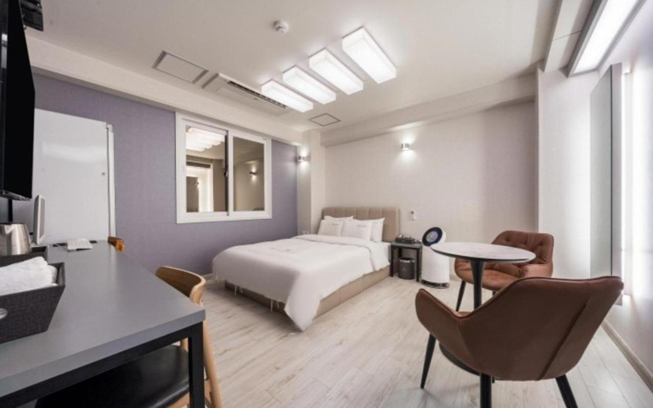 Ballantine Business Hotel Gwangju Metropolitan City Esterno foto