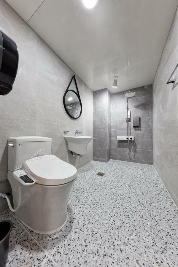 Ballantine Business Hotel Gwangju Metropolitan City Esterno foto